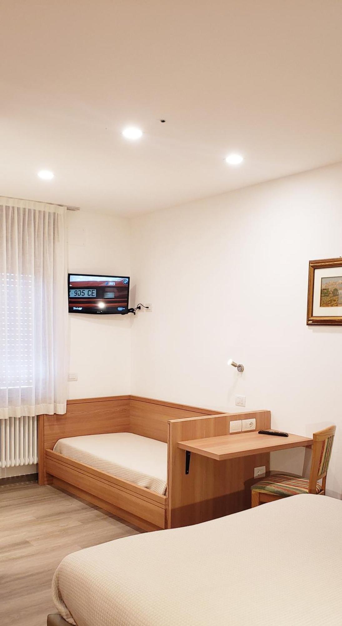 Hotel Cantaleone San Michele allʼAdige Εξωτερικό φωτογραφία
