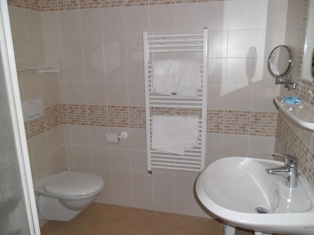 Hotel Cantaleone San Michele allʼAdige Δωμάτιο φωτογραφία